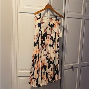 1 state floral midi skirt NWT